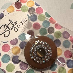 Style Dots Statement Dot